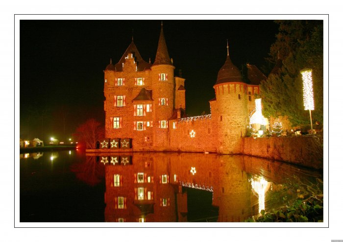 Burg Satzvey im Advent