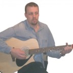 Mit Gitarre