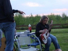 Gitara czy ukulele?